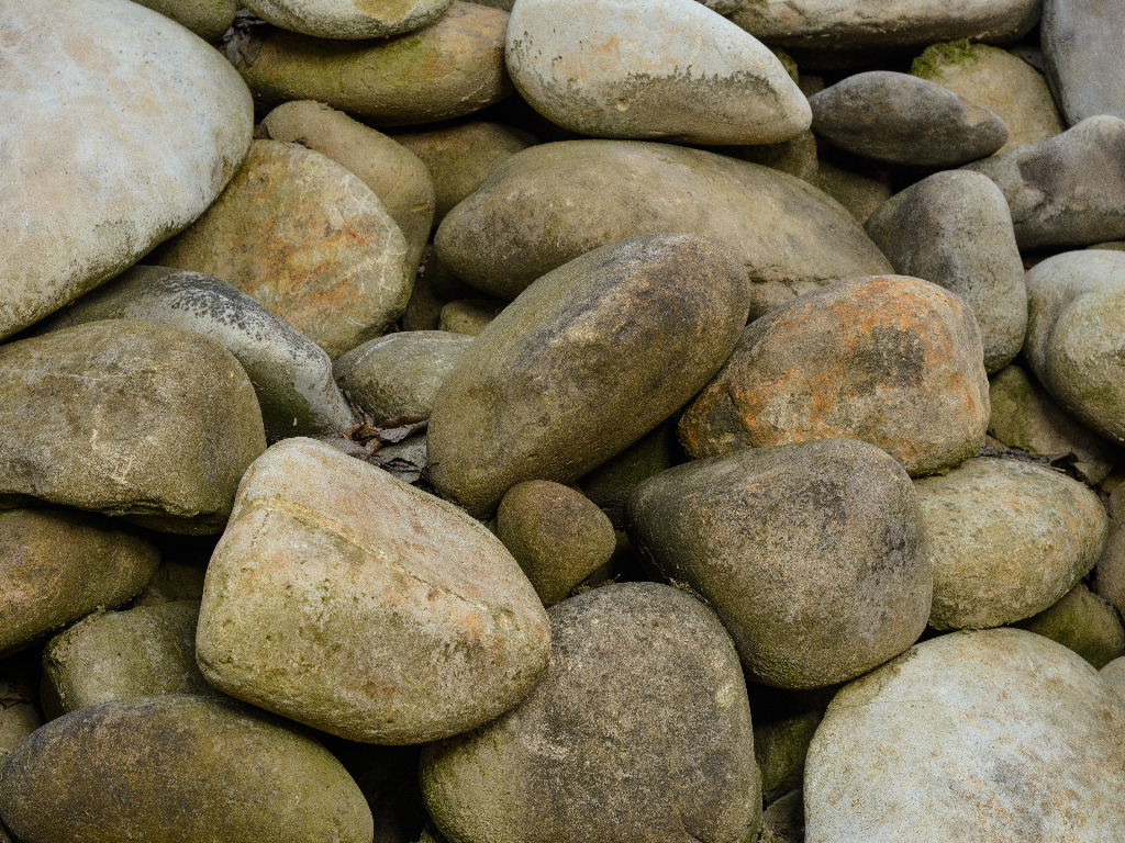 Oversize River Gravel